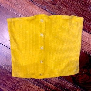 Yellow tub top cute summery vibes